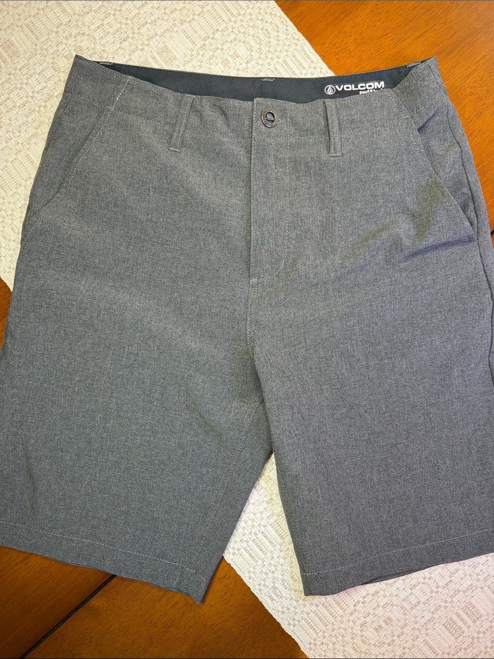 Volcom Men's Heather Charcoal Flat Front Performance Shorts